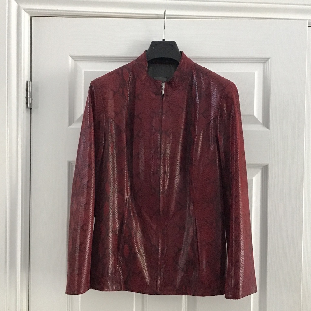 Dark red/black faux leather animal print jacket size S